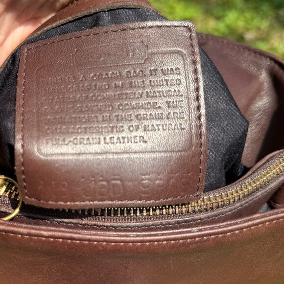 Vintage Coach Equestrian Slim Bucket Bag 9806 Mahogany - Picture 12 of 14